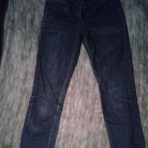 Women's  blue jeans